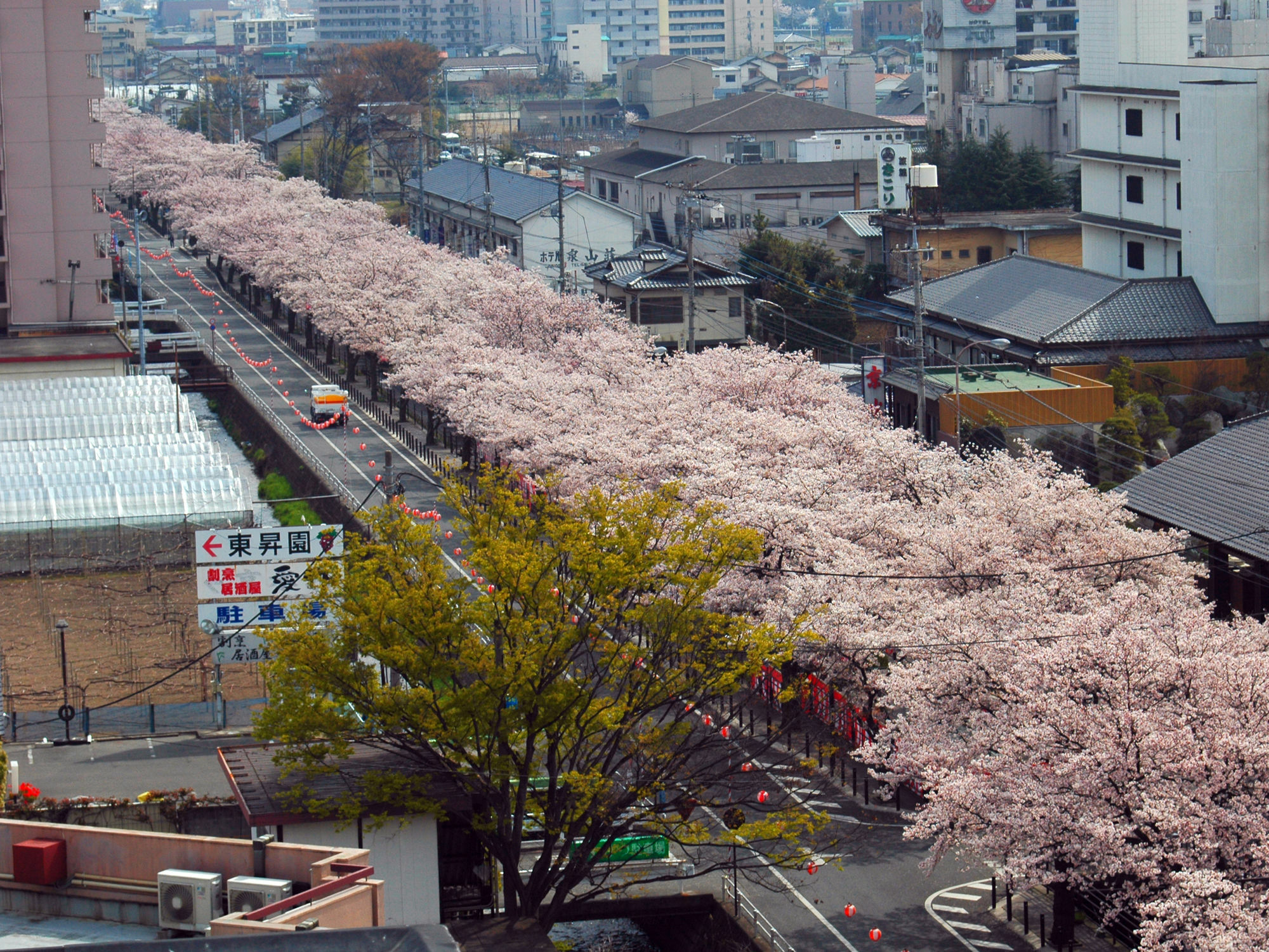 ホテル八田 笛吹市 エクステリア 写真